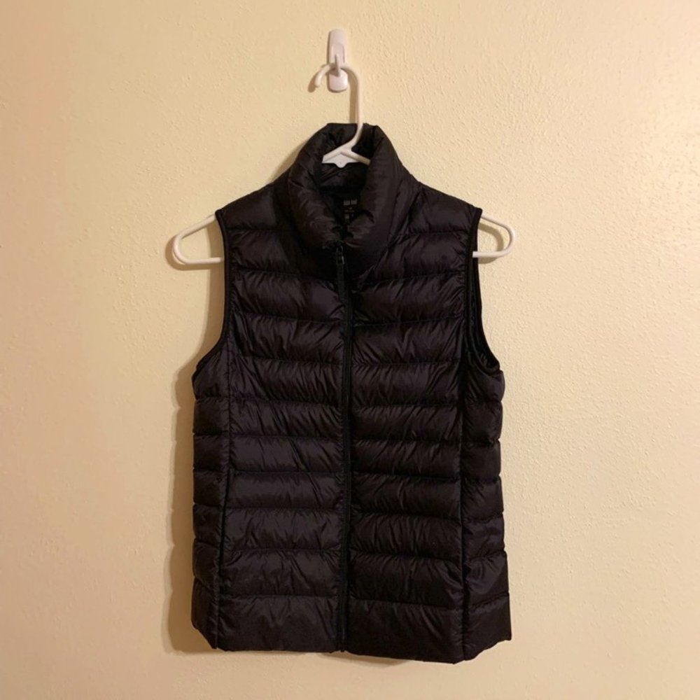 Uniqlo ultralight down vest, black, xs